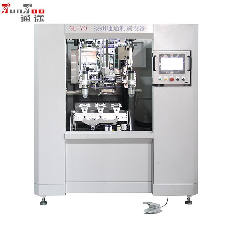 Máy chải lông năm trục có nắp đậy